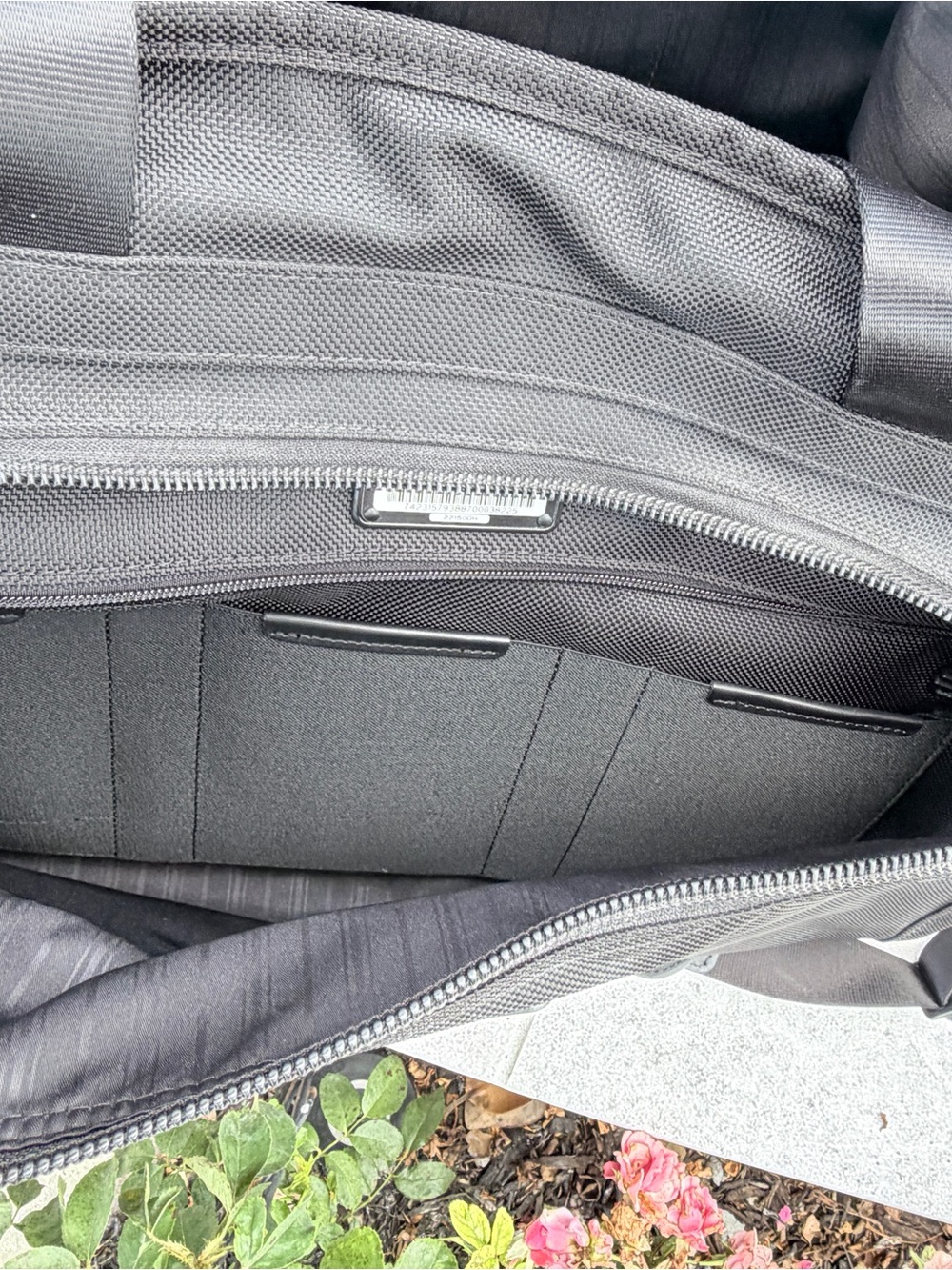 Tumi Alpha Sport Duffle (never used) - Picture 13 of 14